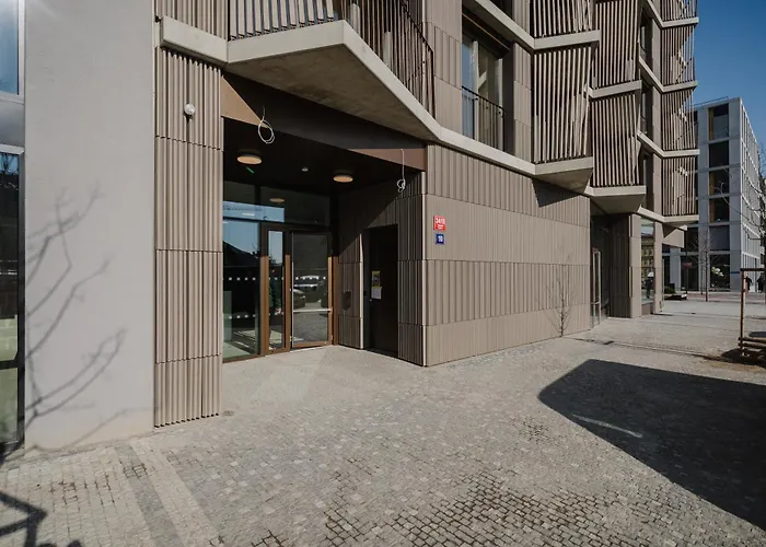 Appartement Days - With Garage And Balcony Near Center